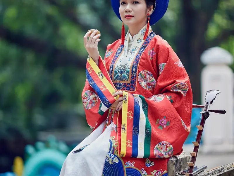 老挝媳妇扬芭菇_泪目！老挝媳妇跨国千里回娘家，母女相拥那一刻全网破防