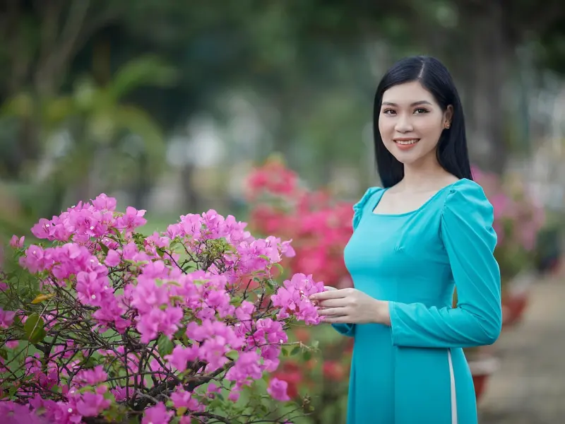 阿乐和老挝媳妇阿欣_他在老挝捡到宝：37岁离异中年男和22岁老挝小才女的爱情故事